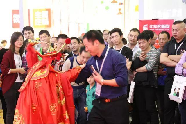 2017年广州定制家居展圆满收官,德维尔再踏新(xīn)征程!